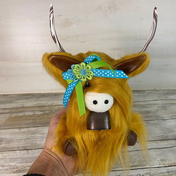🚫SOLD🚫 Highland Coo Cow Gnome Scottish Handmade Decor Farmhouse Polka Dot Daisy - Picture 11 of 11